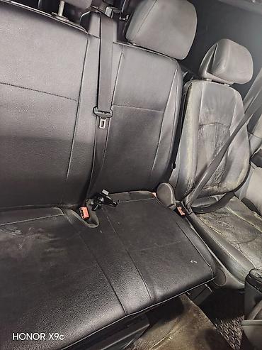 corolla 1.4 dizel: Avtomobil üçün ön üçlü oturacaq dəsti - Tip: ön sıra üçün iki — 2
