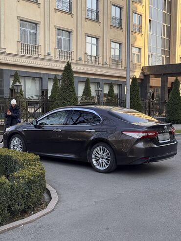 Toyota: Toyota Camry: 2018 г., 2.5 л, Автомат, Гибрид, Седан — 5