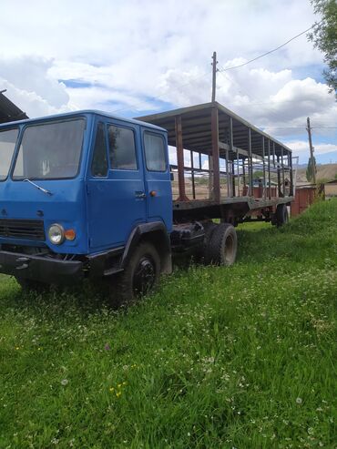 электрический автомобиль: КАЗ на ходу двигатель,мост зиловский отлиний состояния,тех