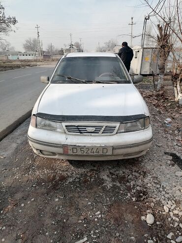 Daewoo: Daewoo Nexia: 1995 г., 1.5 л, Механика, Бензин, Седан