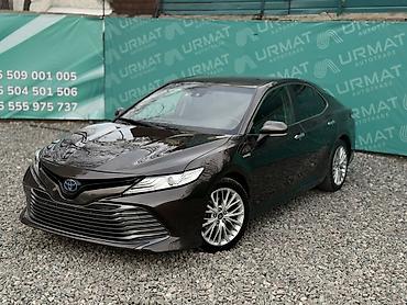 Toyota: Toyota Camry: 2019 г., 2.5 л, Вариатор, Гибрид, Седан — 2