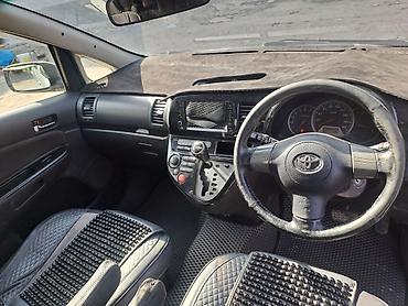 Toyota: Toyota WISH: 2003 г., 1.8 л, Автомат, Бензин, Универсал — 5