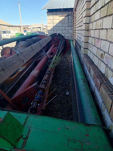 Кормоуборочные комбайны: Самоходный кормоуборочный комбайн с подборщиком и измельчающим — 4