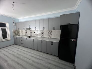 qara dikt: Sifarişlə mətbəx dəsti, Özü çəkən petlələr, Mat laminat, Kredit var, Pulsuz çatdırılma, Rayonlara çatdırılma