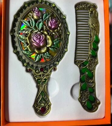 Digər aksesuarlar: Üzərində qırmızı,qara və ağ rənglərin qarışığı ilə simmetrik butalı — 5