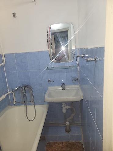 1 ком квар продаю: 3 комнаты, 54 м², 2 этаж — 10