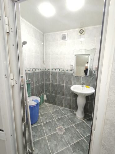 Uzunmüddətli kirayə mənzillər: Mənzil Xırdalan şəhərinin mərkəzində, 27-ci məhəllədə daş binada — 18