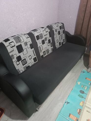 Раскладные диваны: Раскладной диван, Б/у, Двухстворчатая, Экокожа