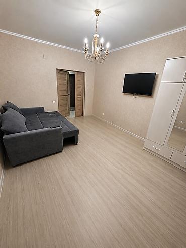 азиа мол: 1 комната, 39 м², Элитка, 9 этаж, Евроремонт — 1