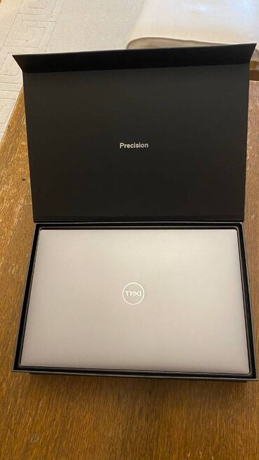 dell inspiron 5558: Intel Core i7, 16 GB OZU, 15.6 "