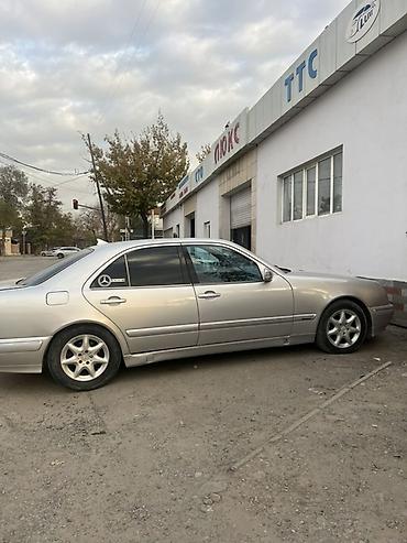 ауди 4 2: Mercedes-Benz E-Class: 2000 г., Седан — 3