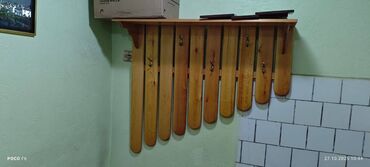 где можно купить вешалки для одежды: Пррдаю вешалку из дерева! Очень качественная и в отличном состоянии