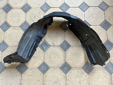 Подкрылки, брызговики, защита днища: Подкрылок Передний левый Toyota, 1999 г., Б/у, Оригинал — 2