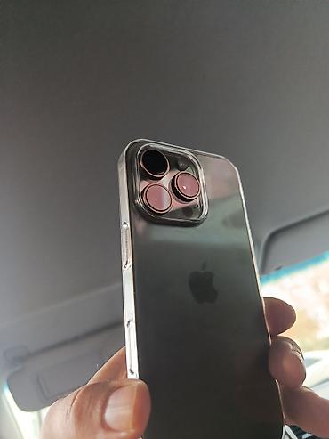 apple zone: IPhone 15 Pro (серебристый) с чехлом - Диагональ экрана 6.1", OLED — 7