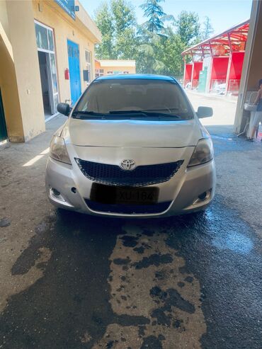 toyota camry azərbaycan: Toyota Yaris: 1.5 л | 2008 г. Седан