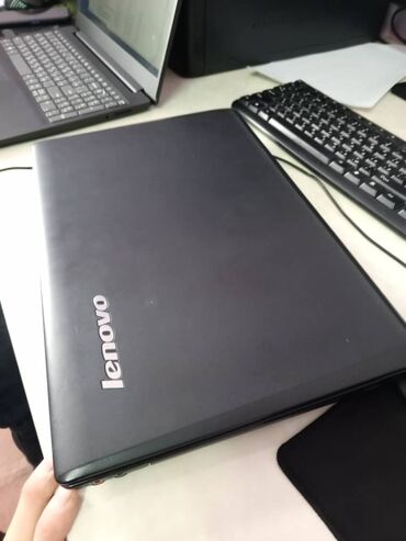 Компьютеры, ноутбуки и планшеты: Ноутбук, Lenovo, 4 ГБ ОЗУ, Intel Core i3, Б/у, Для несложных задач, память HDD