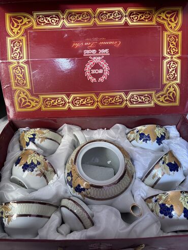 Наборы посуды: Новая посуда, тарелки, сахарница, масленка, чайный сервис, чайник — 14