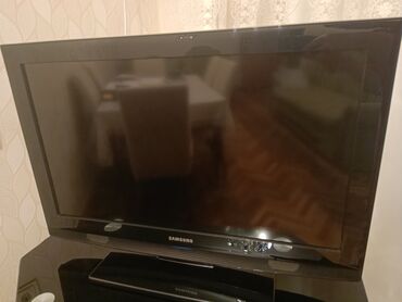 Televizorlar: İşlənmiş Televizor Samsung LCD 82" Ünvandan götürmə