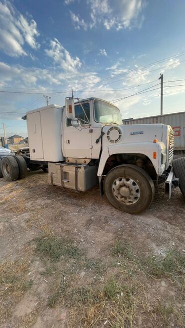 Шины: Продается фура на запчасти, двигатель cat3406EC15, КПП Эатон 13 — 2