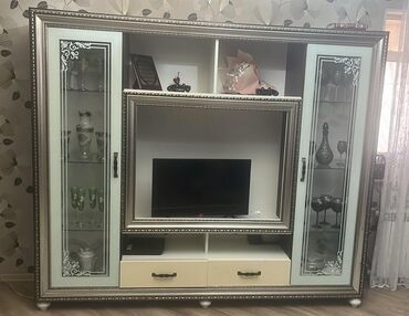 Qonaq otağı dəstləri: TV stend, Servant, Türkiyə