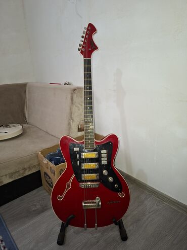 gitara sekilleri: Elektron gitara