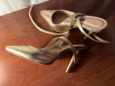 tufli: Tuflilər, Nine West, Ölçü: 39, rəng - Qızılı, Yeni — 1