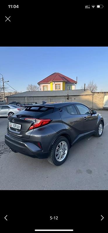 срв 5: Toyota C-HR: 2017 г., Кроссовер — 3