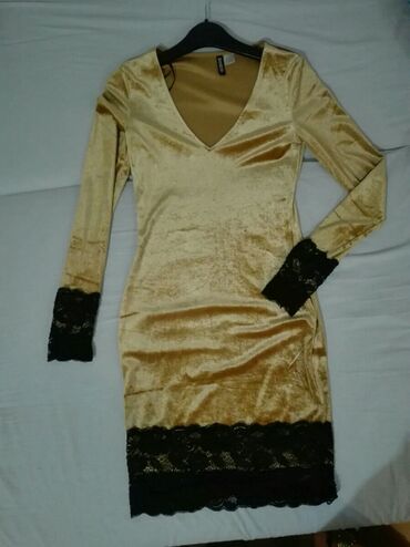 plisana haljinica: Plisana haljina H & M, velicina 38