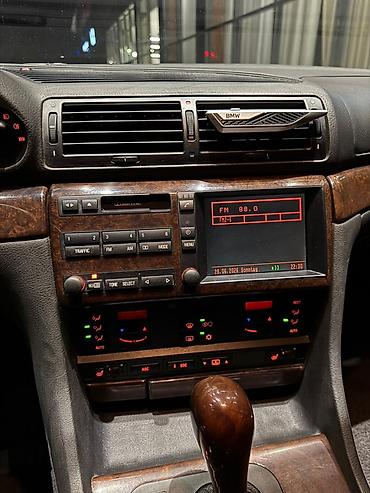 Продажа авто: BMW 7 series: 1995 г., 4 л, Автомат, Бензин, Седан — 9