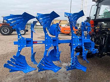 Оборотные плуги, перевертыши: 3-корпусные, На трактор, Лизинг, Новый — 4