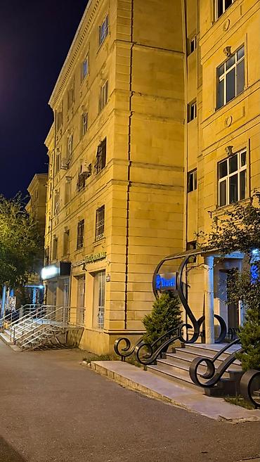 atatürk: Bakı, 2 otaqlı, Köhnə tikili, 67 kv. m — 2