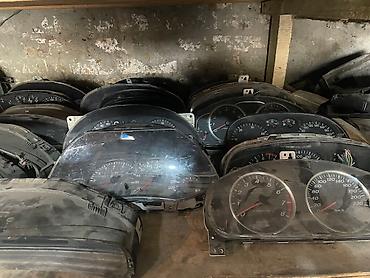 Щитки приборов: Щиток приборов Audi 1993 г., Б/у, Оригинал, Германия — 2