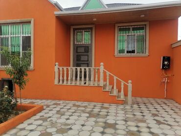 Həyət evləri və villaların satışı: Satılır: həyət evi - Ümumi təsvir: Tək mərtəbəli, eyvanlı həyət evi — 16