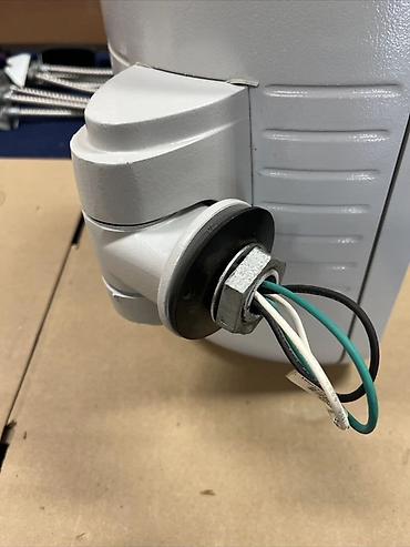 Прожекторы: Прожектор светодиодный уличный/промышленный Состояние б.у но в — 4