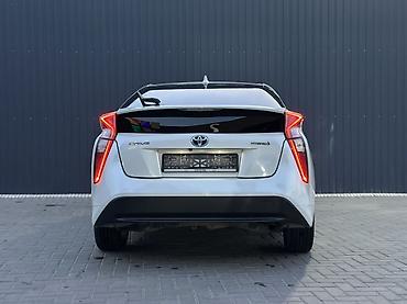 Toyota: Toyota Prius: 2016 г., 1.8 л, Гибрид, Лифтбек — 5