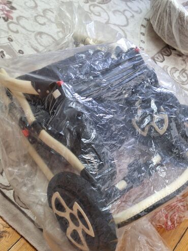 Modullu arabalar: 2-i 1-də araba, Adamex, Yaş: 1-6 ay — 8