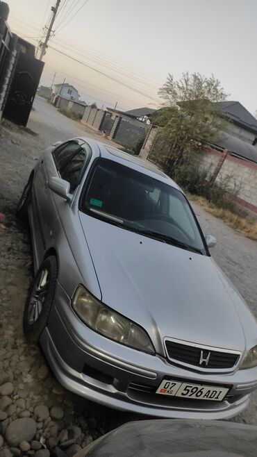 авто под выкуп в рассрочку: Honda Accord: 1999 г., 2 л, Механика, Бензин, Седан