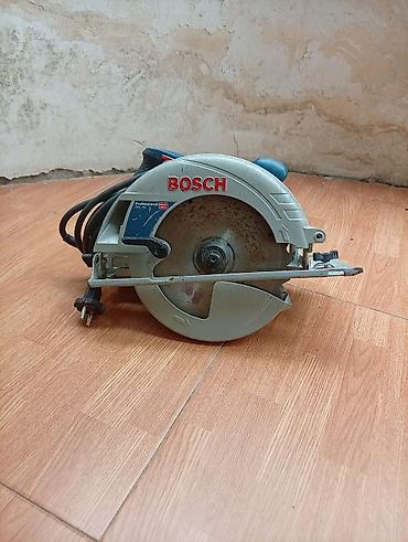 ural misar: Bosch Professional dairəvi mişar. Şəkildə görünən model GKS 190 — 2