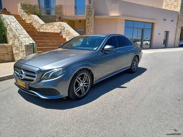 Mercedes-Benz E 200: 2 l. | 2018 έ. Λιμουζίνα