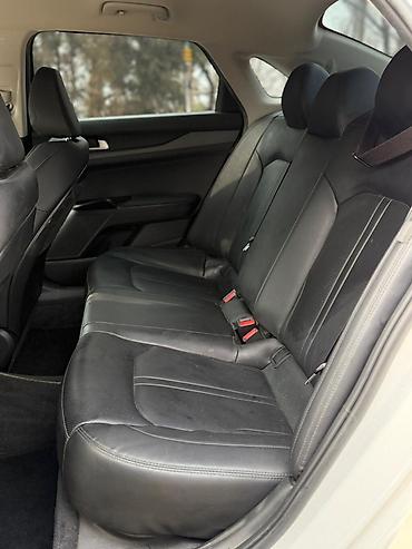 Hyundai: Hyundai Sonata: 2019 г., 2 л, Автомат, Газ, Седан — 19