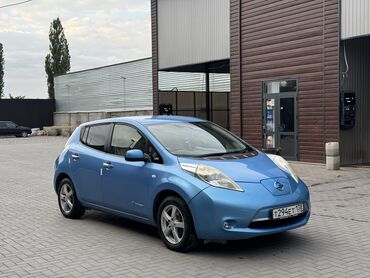 чоп сатам: Nissan Leaf: 2011 г., 0.5 л, Автомат, Электромобиль, Хетчбек