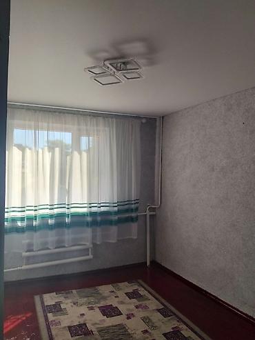 Продажа коттеджей и домов: Дом в центре г. Чолпон-Ата - Участок 4 сотки, огороженный двор, въезд — 4