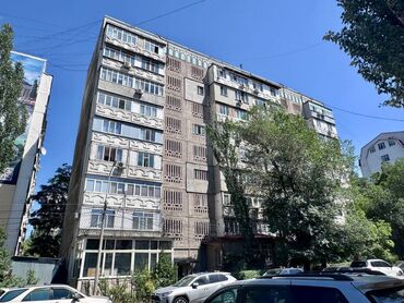 футбольный мини поля: 2 комнаты, 60 м², 106 серия, 9 этаж, Старый ремонт