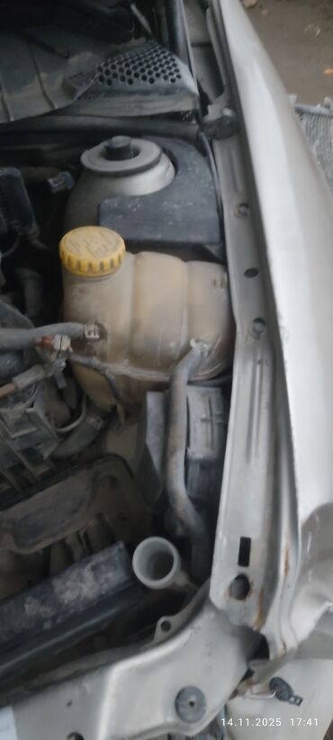 Opel: Opel Vectra: 1.6 l | 1998 il 350000 km Sedan — 1