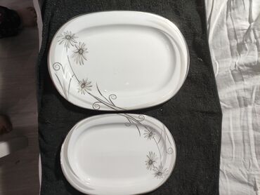 Наборы посуды: Продаю новый столово-чайный сервиз на 6 персон. Произведен в Иране на — 15