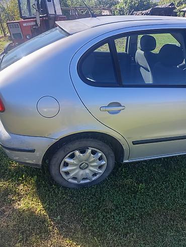 grejalica za auto uradi sam: Seat Toledo – hečbek/limuzina, srebrna boja. Benzinski motor 1.4 16V — 3