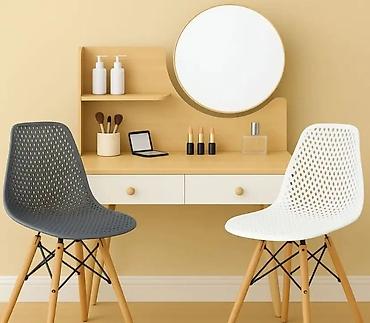 sto i stolice set: Toaletni sto sa ogledalom i dve stolice – moderan set za spavaću ili — 1