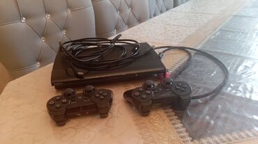 PS3 (Sony PlayStation 3): PlayStation 3. 500gb yaddaş yaxşı vəziyyətdədir pula ehtiyac olduğu