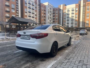 Kia: Kia Rio: 2014 г., 1.4 л, Механика, Бензин, Седан