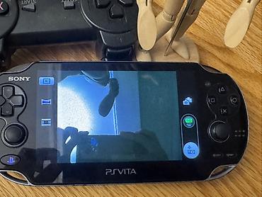PS Vita (Sony PlayStation Vita): Ps vita ⛔️Минусы Есть только царапины ✅Плюсы 1.хорошо держит at lalafo.kg — 5 PS Vita (Sony PlayStation Vita): Ps vita ⛔️Минусы Есть только царапины ✅Плюсы 1.хорошо держит — 5